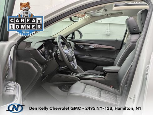 Used 2023 Buick Envision Avenir AWD/4WD image 3