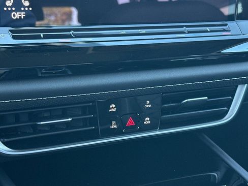 New 2026 Volkswagen Atlas SE FWD image 19