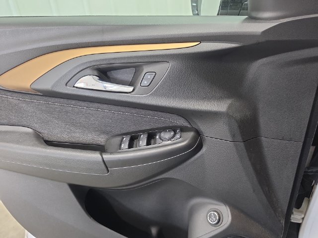 Used 2022 Chevrolet TrailBlazer ACTIV w/ Sun and Liftgate Package AWD/4WD image 16
