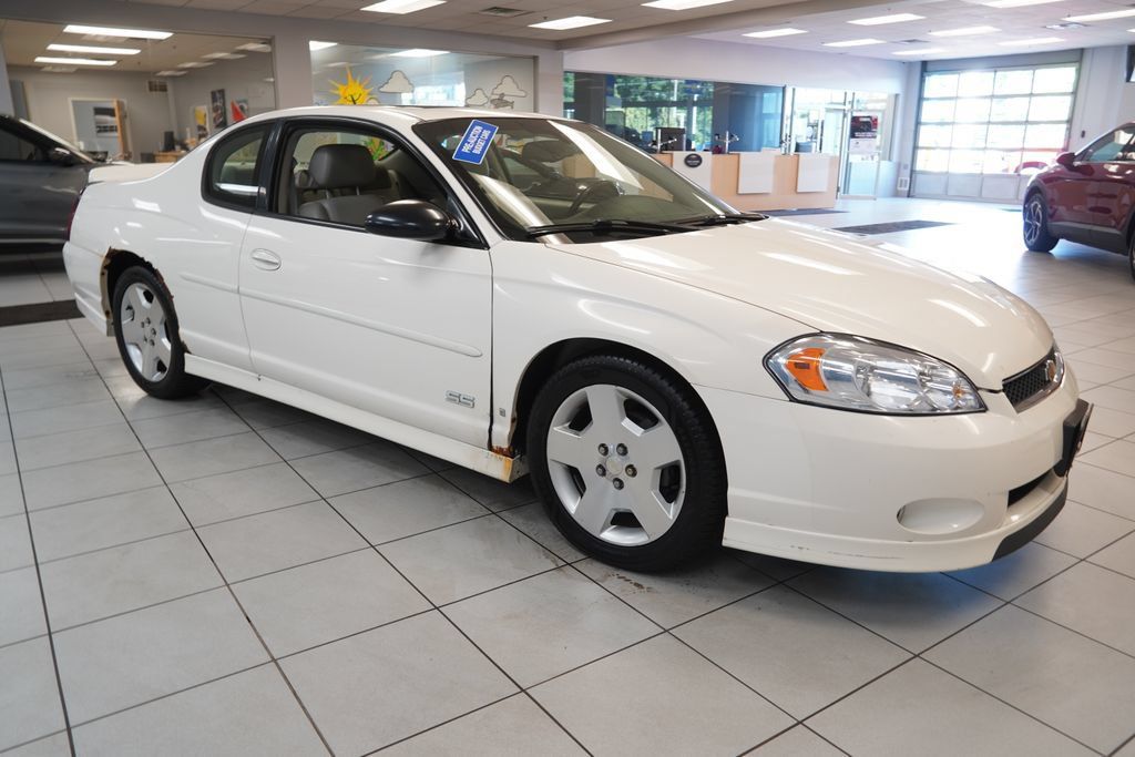 Used 2007 Chevrolet Monte Carlo SS w/ Convenience Package FWD image 13