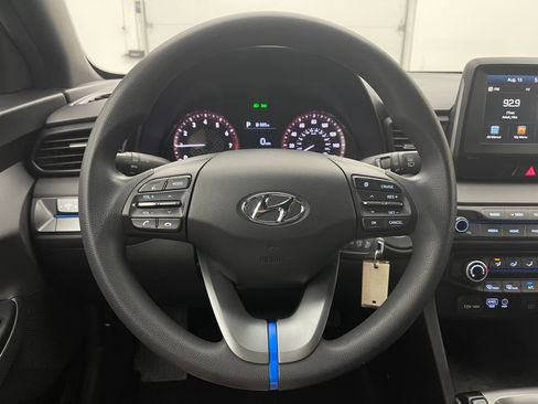 Used 2019 Hyundai Veloster 2.0 FWD image 17