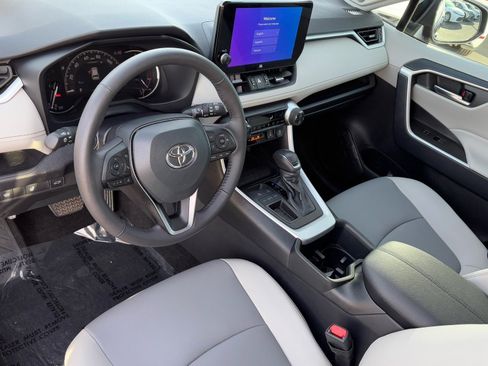 Certified 2025 Toyota RAV4 XLE Premium image 19