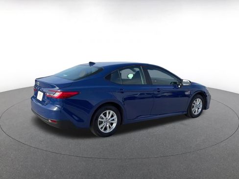 Used 2025 Toyota Camry LE image 15