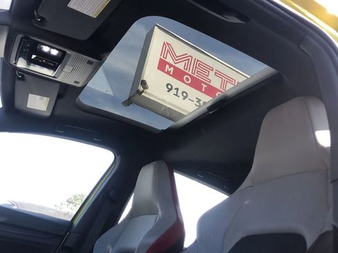 Used 2022 Volkswagen GTI Autobahn image 38