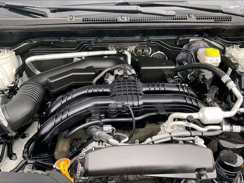 Certified 2024 Subaru Crosstrek 2.0i Premium AWD/4WD image 11