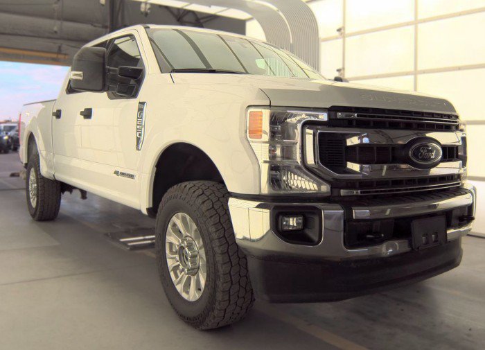 Used 2022 Ford F250 XLT w/ XLT Value Package AWD/4WD image 1