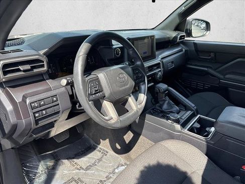 Certified 2025 Toyota 4Runner SR5 AWD/4WD image 9