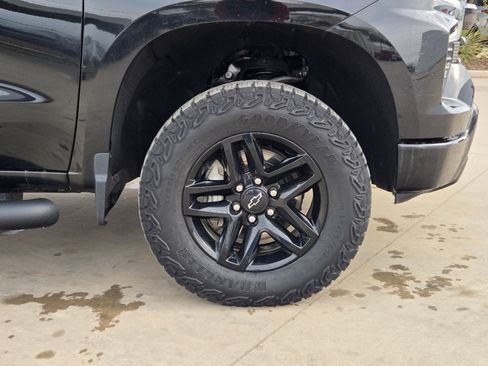 Certified 2023 Chevrolet Silverado 1500 LT Trail Boss w/ LT Trail Boss Premium Package image 33