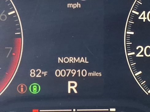 Used 2025 Honda Civic Sport image 34