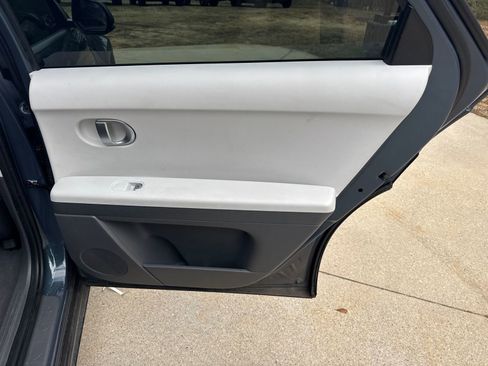 Used 2022 Hyundai Ioniq 5 SE w/ Cargo Package image 16