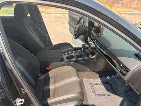 Used 2025 Honda Civic Sport image 35