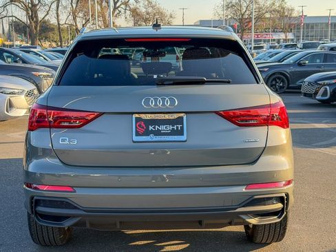 New 2025 Audi Q3 2.0T Premium image 9