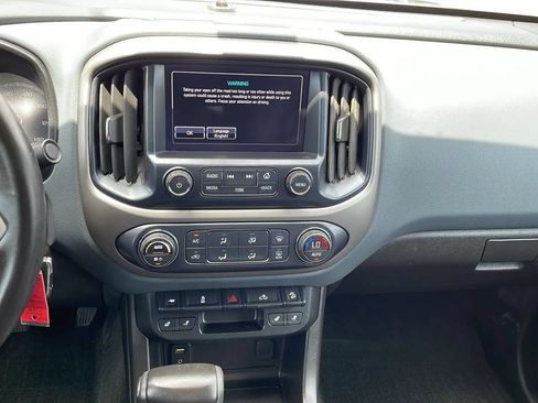 Used 2016 Chevrolet Colorado Z71 RWD image 19