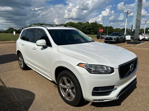 Used 2016 Volvo XC90 T5 Momentum FWD image 4