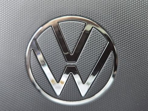Used 2024 Volkswagen Jetta SE w/ Panoramic Sunroof Package FWD image 29