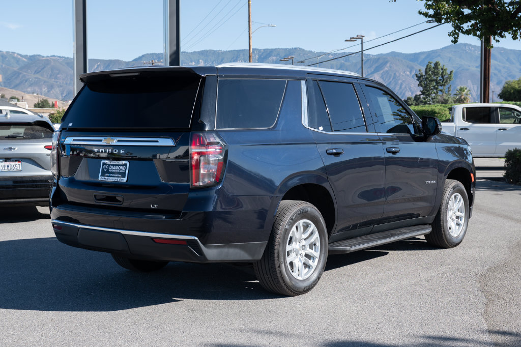 Used 2024 Chevrolet Tahoe LT w/ Luxury Package AWD/4WD image 4