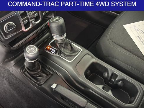 Used 2021 Jeep Wrangler Unlimited Sport image 38