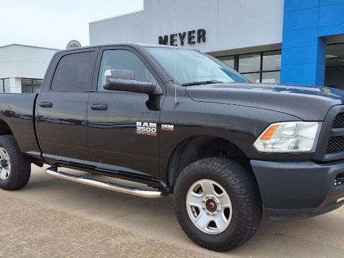 Used 2017 RAM 3500 Tradesman w/ Popular Equipment Group AWD/4WD image 2
