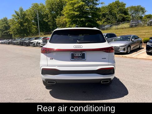 Used 2025 Audi Q5 Premium w/ Convenience Package AWD/4WD image 7