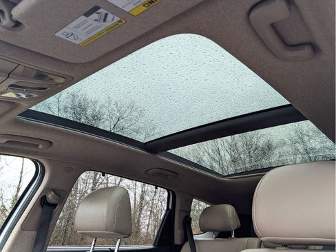 Used 2020 Hyundai Santa Fe Limited FWD image 17