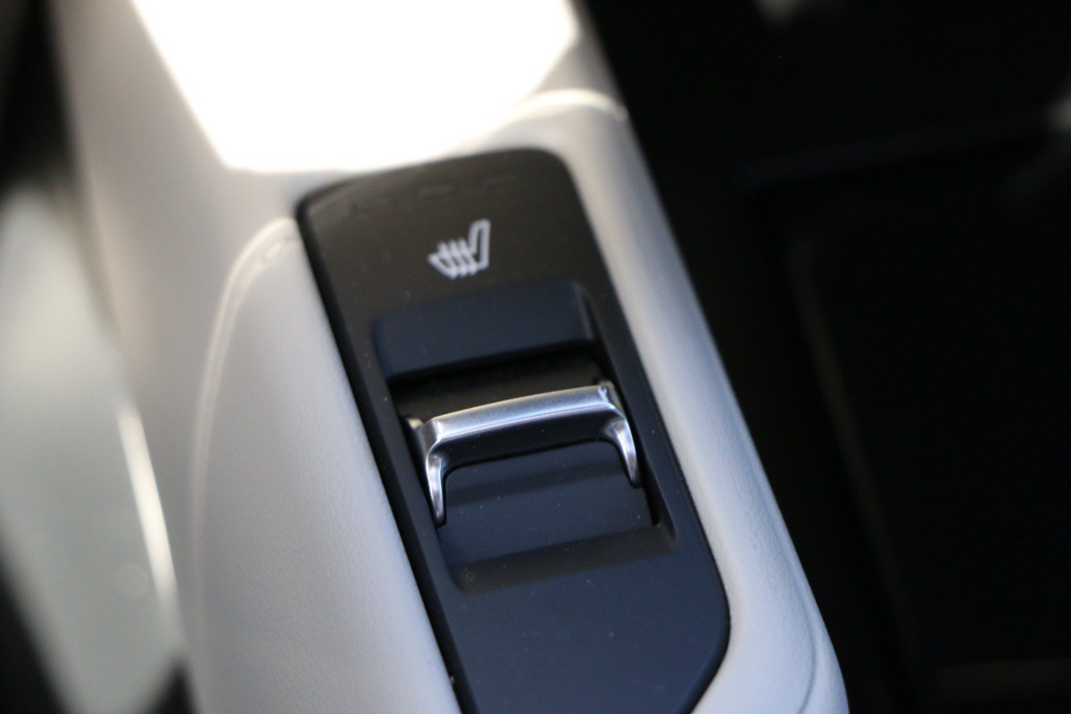 Used 2025 Kia Telluride S FWD image 22