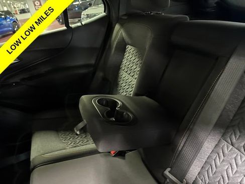 Used 2023 Chevrolet Equinox LT AWD/4WD image 30