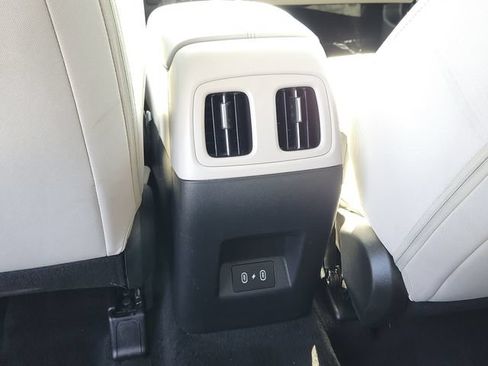 Used 2025 Hyundai Tucson SEL FWD image 24