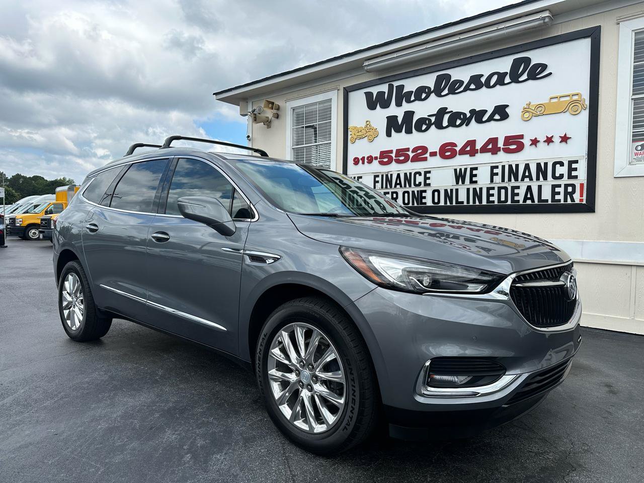Used 2019 Buick Enclave Premium w/ Experience Buick Package FWD image 7