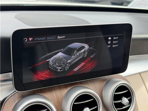 Used 2020 Mercedes-Benz C 300 Sedan image 48