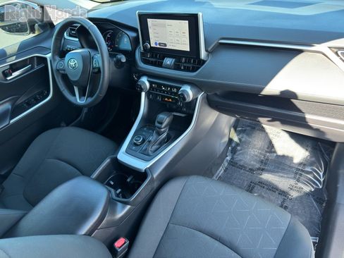 Used 2024 Toyota RAV4 XLE image 11