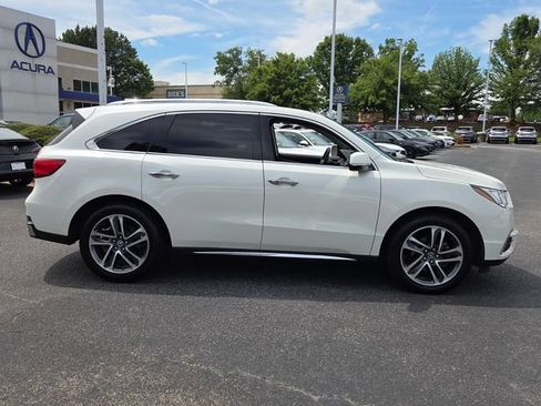 Used 2017 Acura MDX SH-AWD w/ Advance Package image 13
