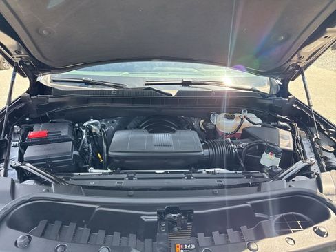 Used 2025 Chevrolet Tahoe LT image 35