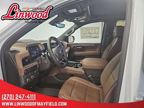 New 2026 Chevrolet Tahoe High Country AWD/4WD image 11