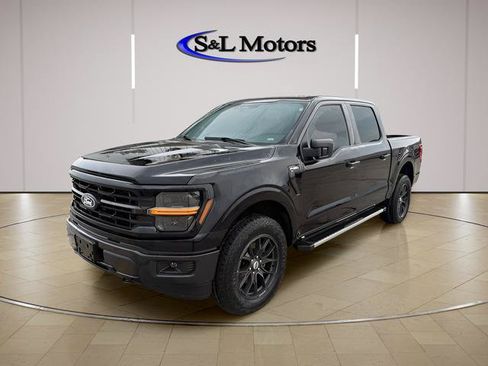 Used 2025 Ford F150 XLT w/ Equipment Group 301A Standard AWD/4WD image 3