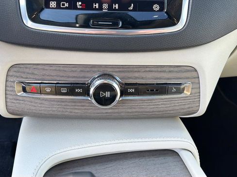 Used 2023 Volvo XC90 T8 Plus w/ Protection Package image 34