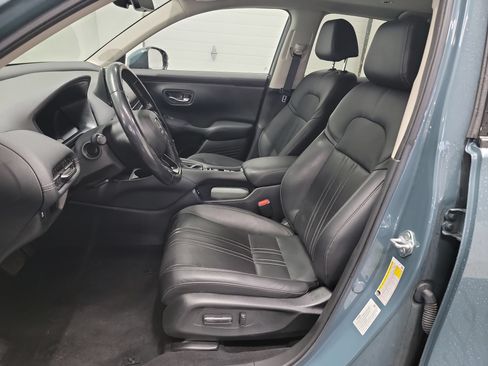 Certified 2024 Honda HR-V EX-L image 12