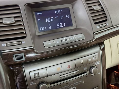 Used 2008 Kia Amanti w/ Leather Pkg FWD image 14