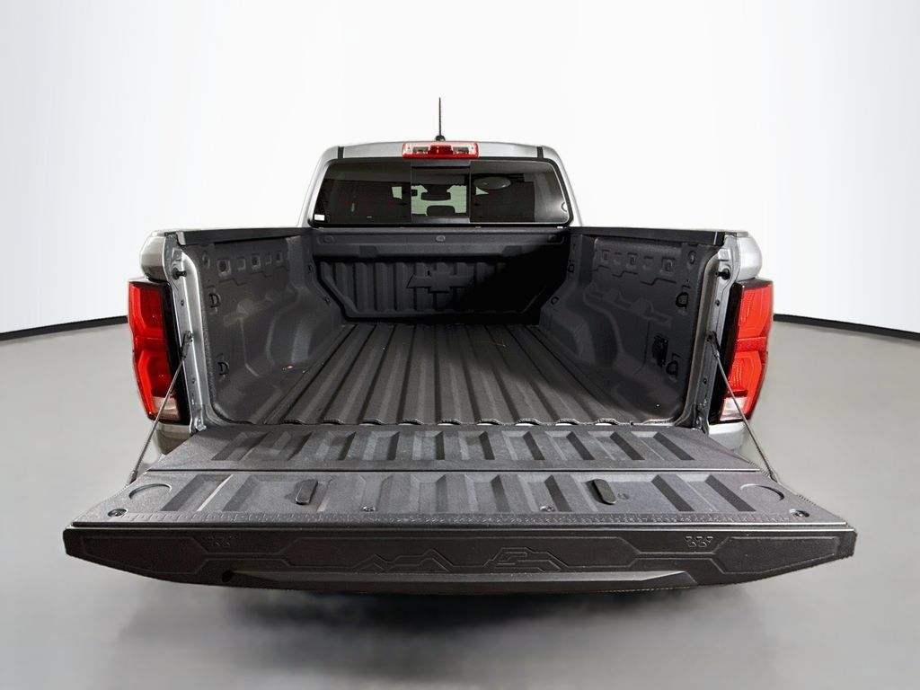 Used 2025 Chevrolet Colorado ZR2 w/ Technology Package AWD/4WD image 25