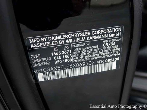Used 2006 Chrysler Crossfire Convertible RWD image 29