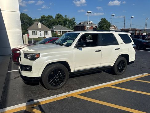 Used 2021 Toyota 4Runner Nightshade AWD/4WD image 1
