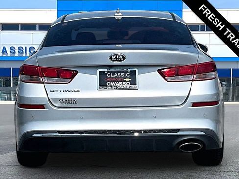 Used 2019 Kia Optima LX FWD image 4