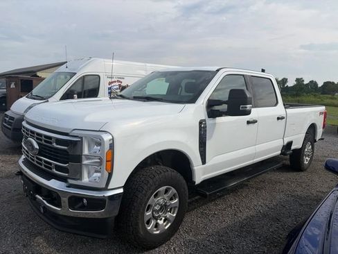 Used 2023 Ford F350 XLT w/ FX4 Off-Road Package AWD/4WD image 1