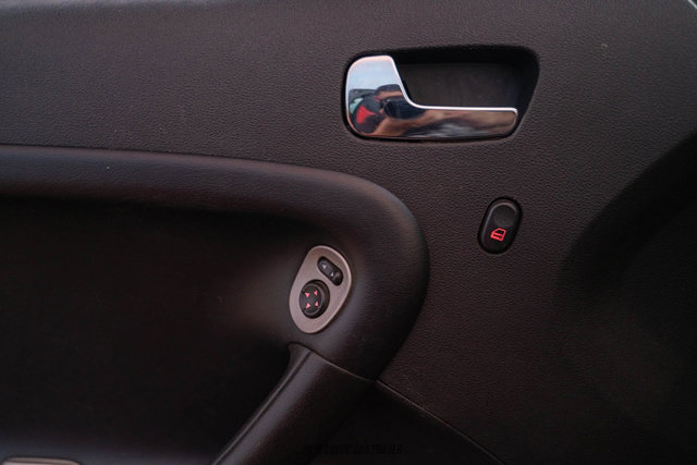 Used 2009 Pontiac Solstice Coupe RWD image 40
