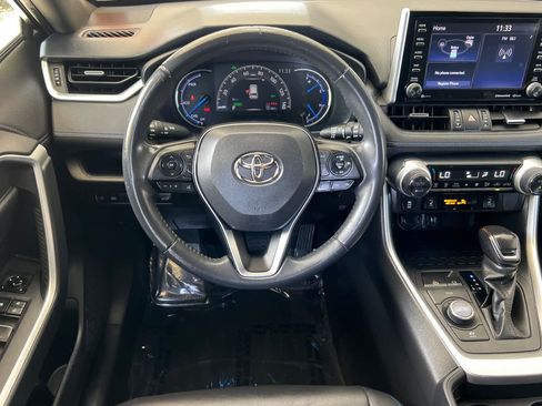 Used 2019 Toyota RAV4 XSE w/ Carpet Mat Package AWD/4WD image 15