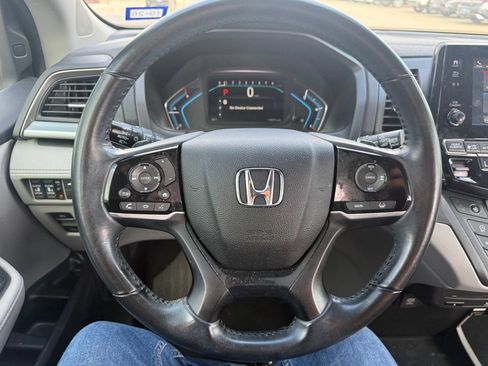Used 2018 Honda Odyssey Touring image 15