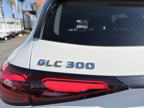 Used 2024 Mercedes-Benz GLC 300 w/ Winter Package image 41