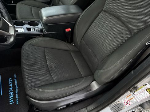 Used 2018 Subaru Outback 2.5i Premium image 17