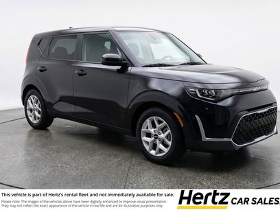Used 2025 Kia Soul LX w/ LX Technology Package