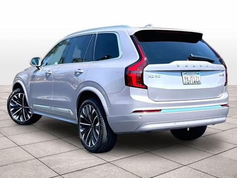 Used 2026 Volvo XC90 B5 Plus w/ Protection Package AWD/4WD image 15