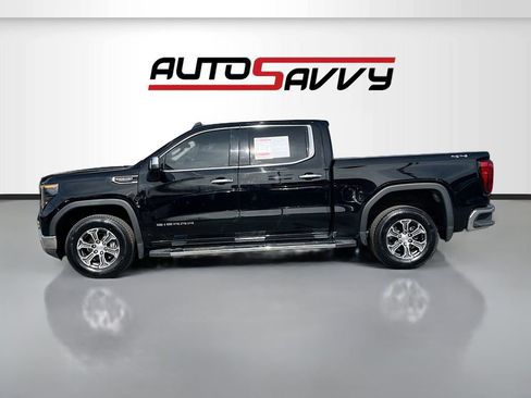 Used 2023 GMC Sierra 1500 SLT w/ SLT Convenience Package image 4